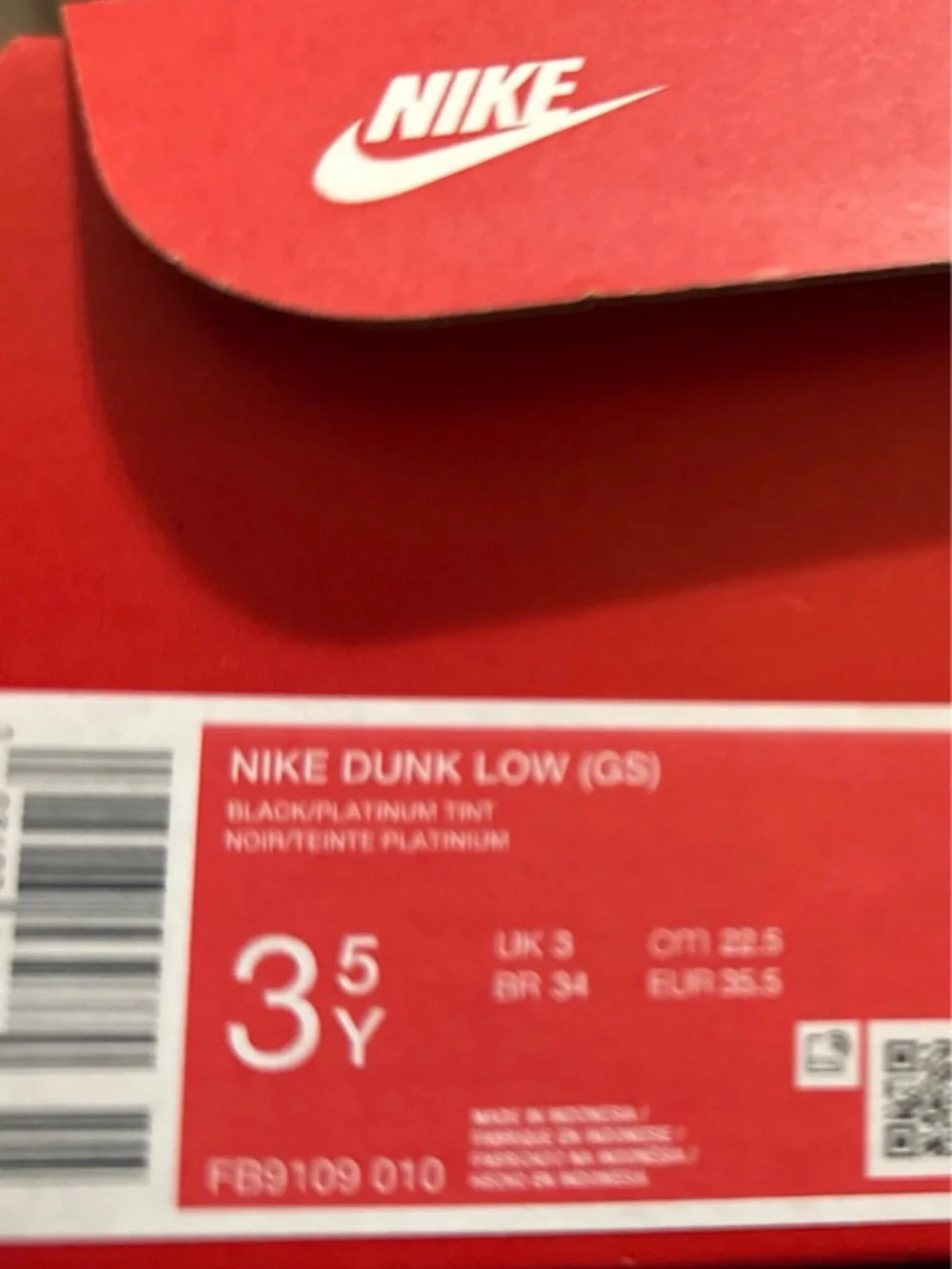 Boys New Nike Dunk Low (GS) Black/ Platinum Tint Size 3.5